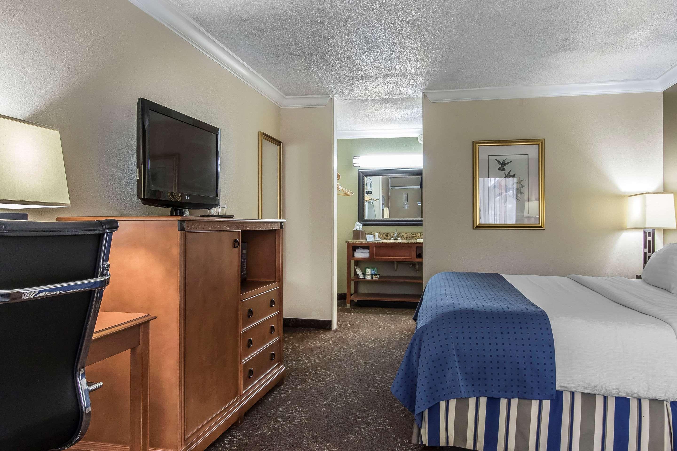 Clarion Inn Morgan City Exterior photo